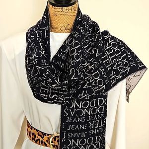 Doncaster Lambswool Scarf.